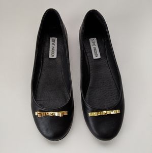Steve Madden Black Leather Flats